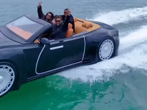 Rolls-Royce Black